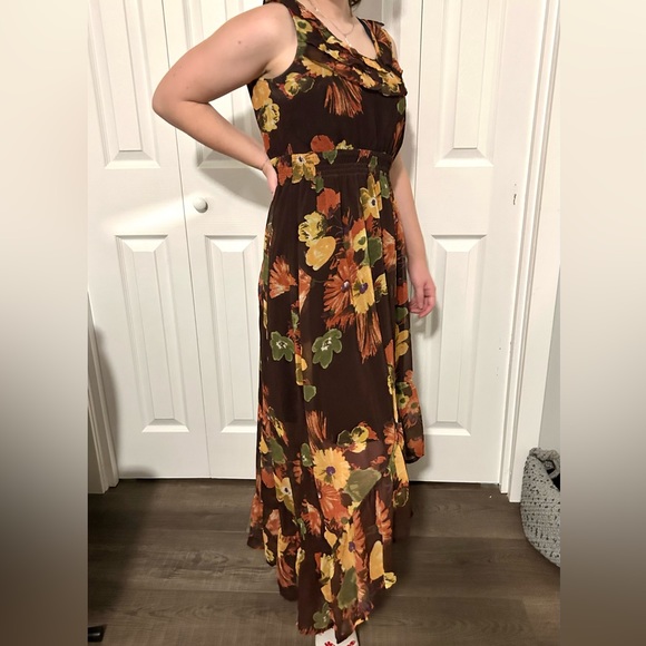 Floral Fall dress - Picture 2 of 3